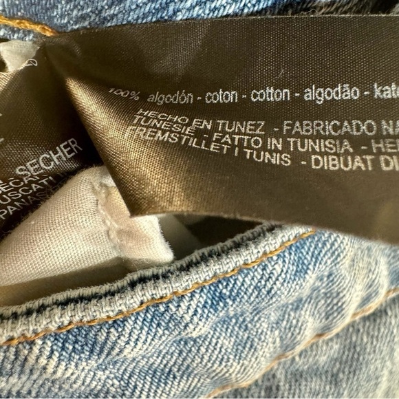 Zara Denim Light Blue Casual Distressed Straight Leg Jeans Womens Size 2 - Picture 3 of 8